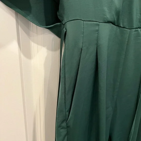 🛑SOLD🛑 Strut & Bolt Satin Wrap Jumpsuit - Picture 4 of 11